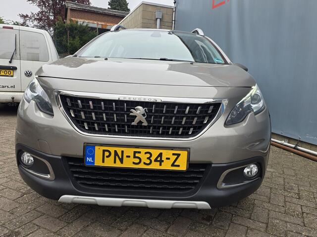 Peugeot 2008 1.2 PureTech Allure NAVI TEL LM PANORAMADAK LEER
