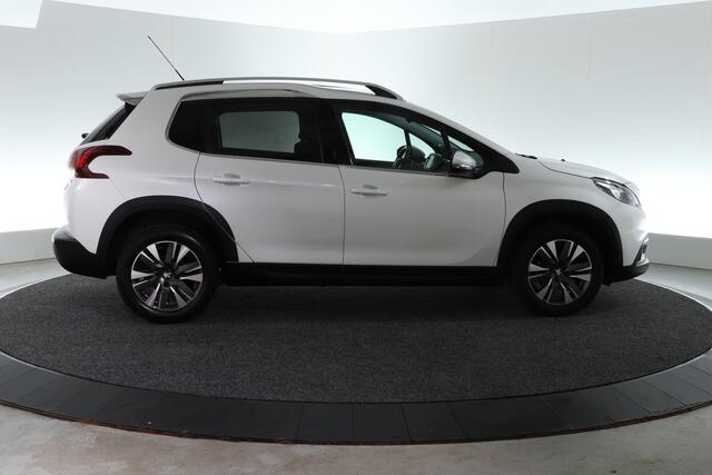 Peugeot 2008 1.2 PureTech Allure | AUTOMAAT | CARPLAY |