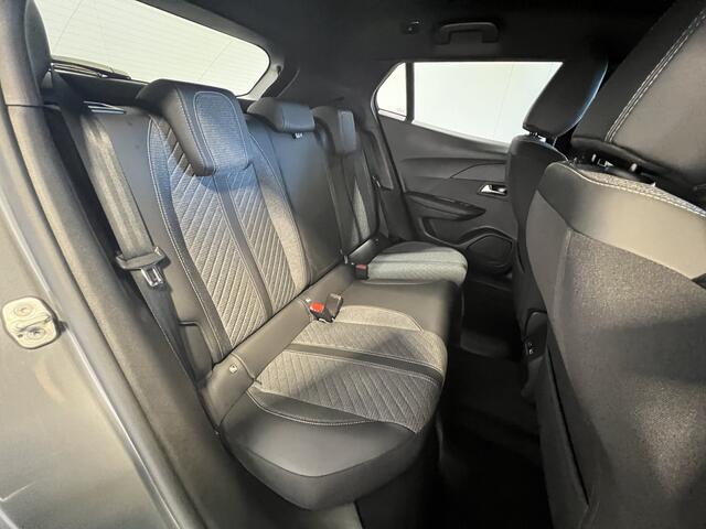 Peugeot 2008 1.2 Hybrid 145 Allure | Navigatie/Android/Apple Carplay | LM Velgen | Cruise Control | LED Koplampen | Airco Automatisch |