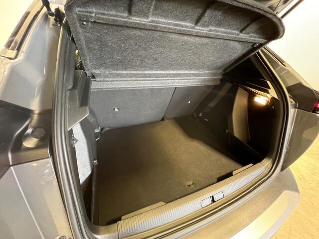 Peugeot 2008 1.2 Hybrid 145 Allure | Navigatie/Android/Apple Carplay | LM Velgen | Cruise Control | LED Koplampen | Airco Automatisch |