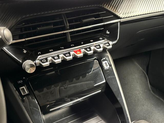 Peugeot 2008 1.2 PureTech Allure Sport (VIRTUAL COCKPIT, APPLE CARPLAY, GROOT NAVI, KEYLESS, 360 CAMERA, STOELVERWARMING, LEDER, SPORTSTOELEN, GETINT GLAS, LM VELGEN, NIEUWSTAAT)