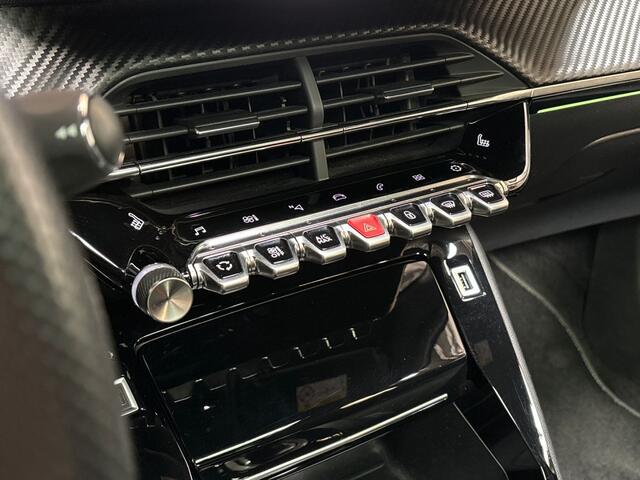 Peugeot 2008 1.2 PureTech GT Pack 156Pk Automaat (PANORAMADAK, VIRTUAL COCKPIT, APPLE CARPLAY, GROOT NAVI, 360 CAMERA, STOELVERWARMING, ADAPTIVE CRUISE, GETINT GLAS, KEYLESS, NIEUWE APK, NIEUWSTAAT)