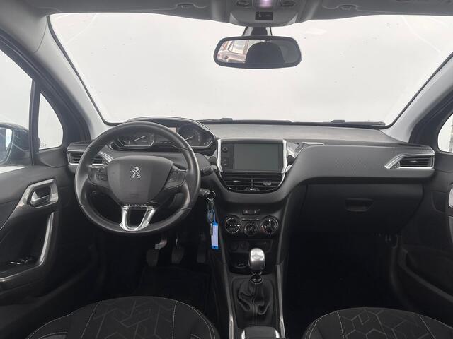 Peugeot 2008 1.2 PureTech Blue Lion NL-AUTO | 1STE EIGENAAR | TREKHAAK