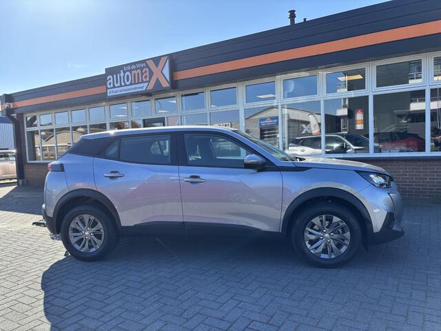 Peugeot 2008 PureTech 100 Allure |Navigatie|CarPlay|