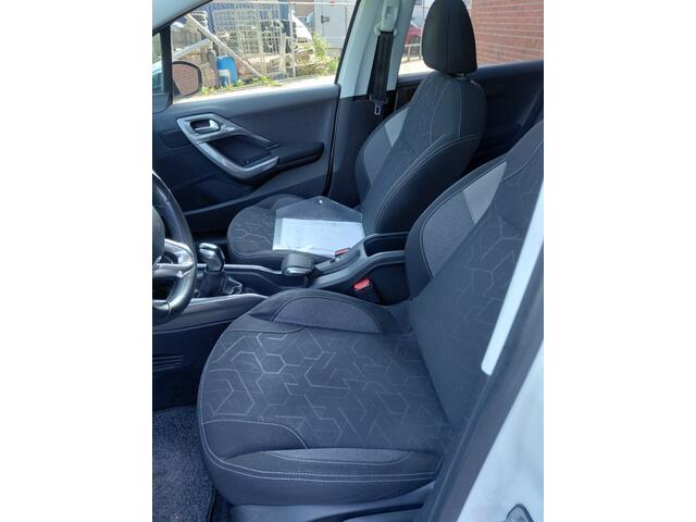 Peugeot 2008 1.2 PureTech Active