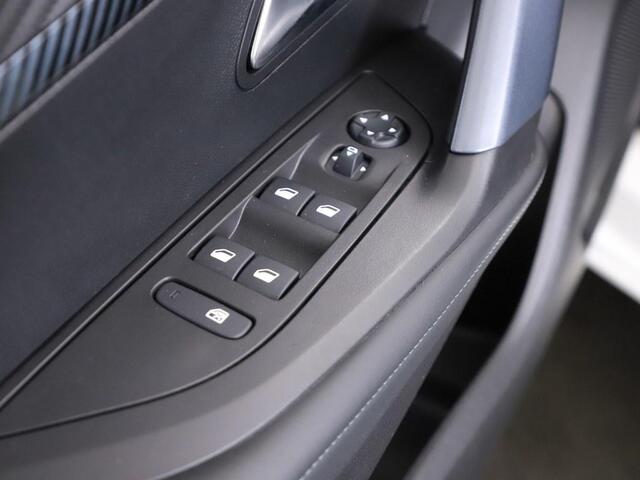 Peugeot 2008 1.2T 100PK Allure Camera/Ecc/CarPlay/Keyless