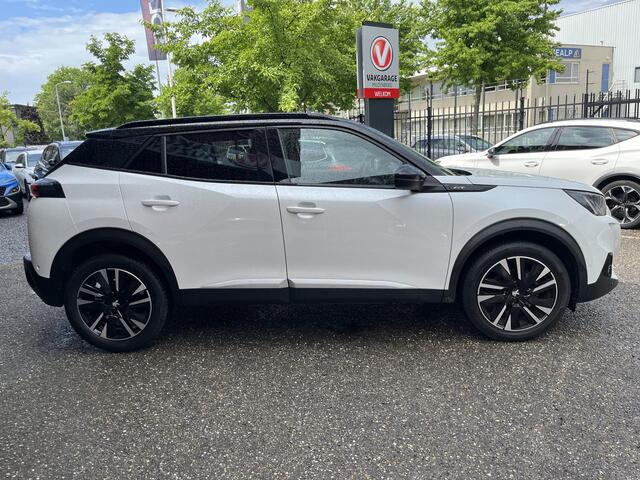 Peugeot 2008 1.2 PureTech GT Pack D.RIEM VERVANGEN // LEDER-ALCANTARA // DODEHOEK // ADAPT. CRUISE // CAMERA+SENSOREN // STOELVERWARMING // NAVI+CARPLAY //