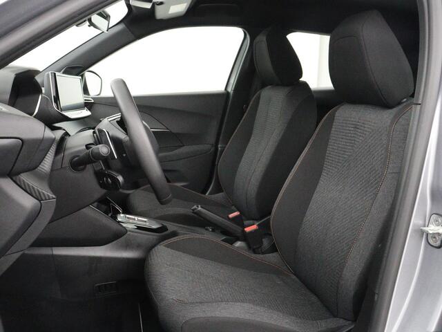 Peugeot 2008 1.2 Hybrid 136 Style | Automaat | Carplay | Climate control | Parkeerhulp | Full LED | Cruise control | Bluetooth