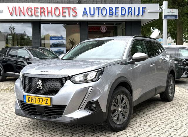 Peugeot 2008 1.2 Benzine 100 Pk. Style * Navigatie * Achteruitrij Parkeer Camera * L.M. Velgen * DAB Radio * Vingerhoets; Vierde Generatie Eersteklas Service. Al meer dan 100 jaar een begrip in de Brabantse Kempen.
