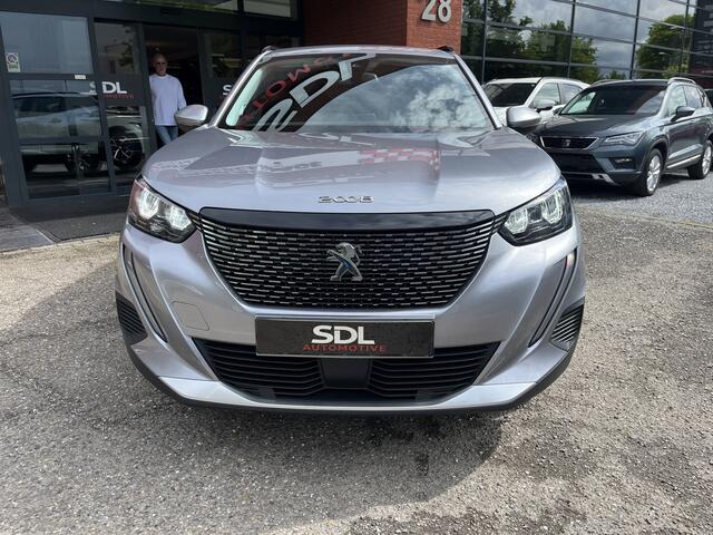 Peugeot 2008 1.2 PureTech Allure // LED // KEYLESS // CAMERA+SENSOREN // CRUISE // NAVI+CARPLAY // CLIMA //