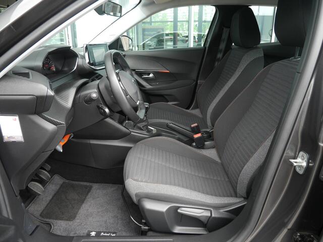 Peugeot 2008 1.2 PureTech Active | Lage km.stand | Navigatiesysteem | Android auto/Apple carplay | Airco | Trekhaak | Parkeersensoren achter