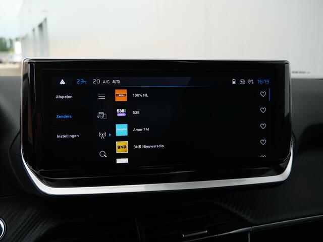 Peugeot 2008 1.2 Hybrid 145 Pk Allure Automaat Navi / DAB / Apple Carplay / Camera