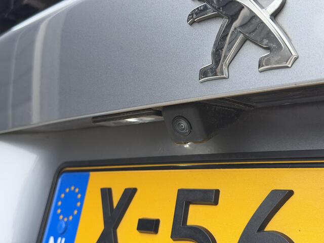 Peugeot 2008 Allure 1.2 PureTech 130PK EAT8 Automaat Achteruitrijcamera, Parkeersensoren, Adaptieve Cruise Control, Stoelverwarming, Apple Carplay, Android Auto