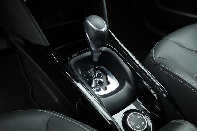 Peugeot 2008 1.2 PureTech Allure - Automaat | Rijklaar | Trekhaak | Camera+PDC | Climate | Led | Rijmodus | App.Connect | Elek. Spiegels V