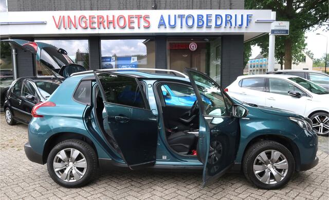 Peugeot 2008 1.2 Benzine * Style Edition * Navigatie * Parkeersensoren * Lichtmetalen Velgen * Climate & Cruise Control * DIstributieriem 2025 vervangen * Vingerhoets; Vierde Generatie Eersteklas Service !