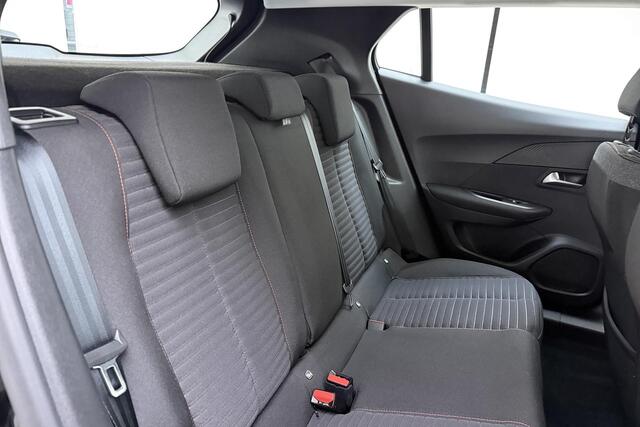 Peugeot 2008 1.2 PureTech Active Pack 100pk | Navigatie | Camera | Cruise Control | Lichtmetalen Velgen | Climate Control | 1e Eigenaar | Dealeronderhouden