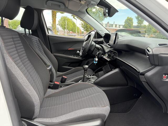 Peugeot 2008 1.2 PureTech Active 1e Eigenaar,D-riem vv in 2026,Carplay,Navi,Clima,Cruise,6 Bak,N.A.P,102Pk,Pdc,Rijstrooksensor,Dealer Onderhouden,Apk tot 03-2027