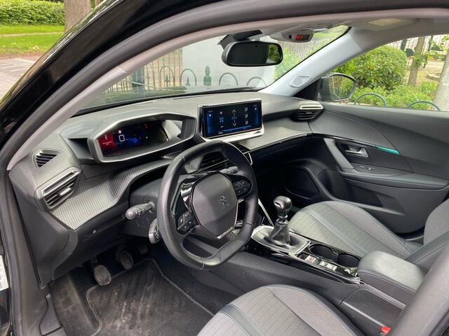 Peugeot 2008 1.2 PureTech Blue Lease Allure
