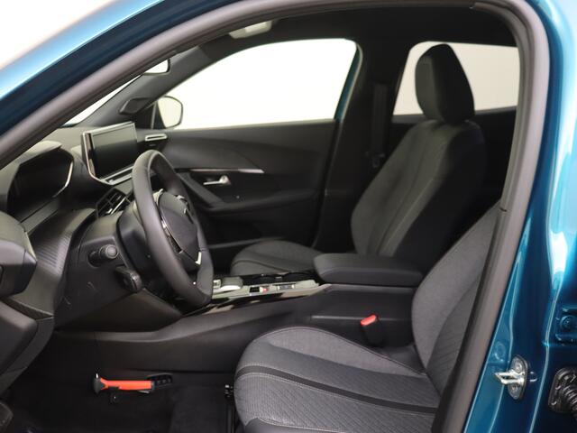 Peugeot 2008 1.2 Hybrid 145 Allure | Carplay Wireless | Camera | Navigatie | *8 JAAR GARANTIE*