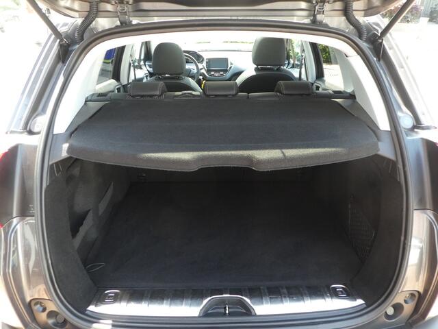 Peugeot 2008 1.2 PureTech Allure Clima, Navi, Camera, Panodak, Trekhaak