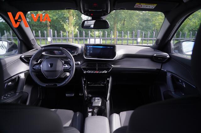 Peugeot 2008 1.2 Hybrid GT | Carbon | Climate | Dig. Cockpit | LED | Black & White Edition | Camera