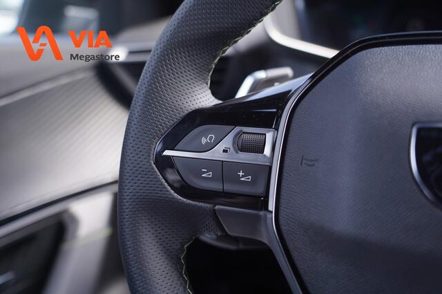 Peugeot 2008 1.2 Hybrid GT | Carbon | Climate | Dig. Cockpit | LED | Black & White Edition | Camera