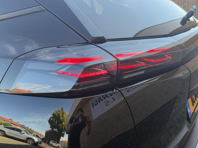 Peugeot 2008 1.2 Hybrid 145 Allure Automaat | LM | PDC | Camera V + A | Adap Cruise |