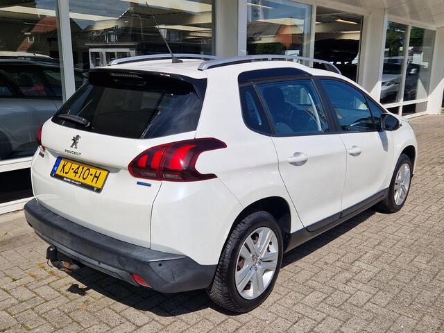 Peugeot 2008 1.2T 110pk Active | Trekhaak | Panorama Dak | Navigatie |Apple Car Play| Climate & Cruise Control |