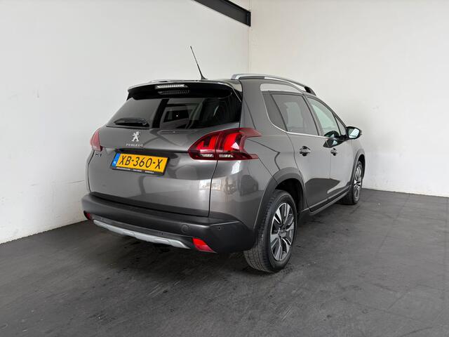 Peugeot 2008 1.2 PureTech Allure. Automaat!