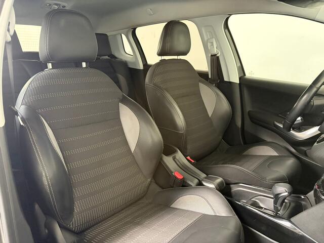 Peugeot 2008 1.2 PureTech Allure. Automaat!