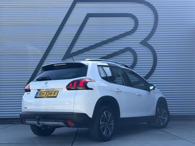Peugeot 2008 1.2 PureTech Allure 1e Eigenaar|Pano|Camera|Trekhaak|Cruise|Carplay|PDC V+A|Clima|Navi|N.A.P|APK tot 11-2026