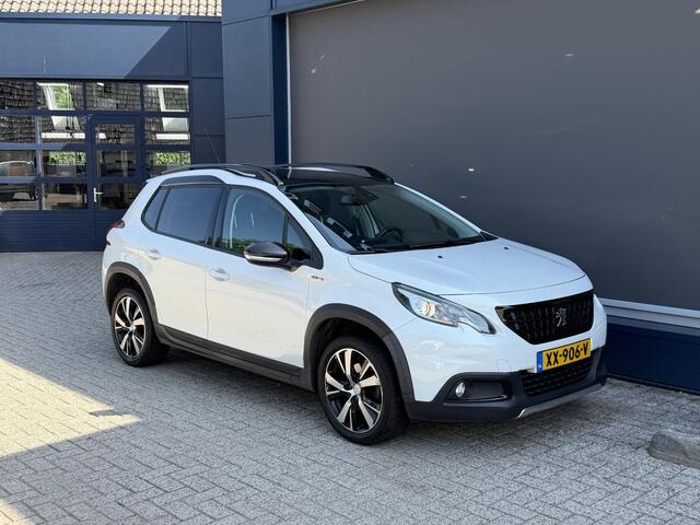 Peugeot 2008 1.2 Turbo 110 PK GT-line | Navigatie | Lage Km stand: 43500 | Panoramadak | 17" Lichtmetalen Velgen | Camera | Parkeersensoren | Half Lederen Bekleding | LED Dagrijverlichting