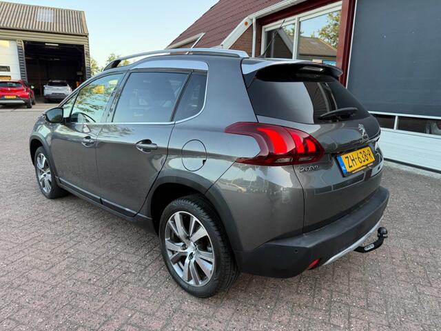 Peugeot 2008 1.2 PureT 130 PK Allure Orig. NL/Panoramadak/Trekhaak/Climate Control