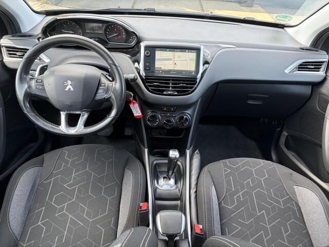 Peugeot 2008 1.2 PureTech Active 2e Eigenaar,Dealer Onderhouden,D-riem vv in 2023,Pano,Navi,Carplay,Airco,Cruise,N.A.P,Pdc,Recent beurt gehad,Automaat,Apk tot 06-2027