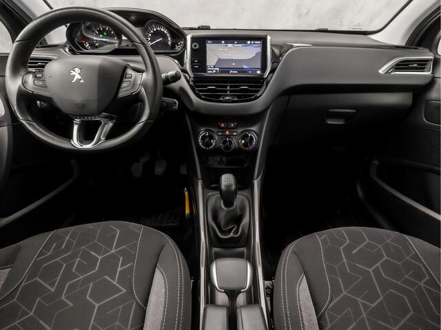 Peugeot 2008 1.2 PureTech Sport (FACELIFT, APPLE CARPLAY, NAVIGATIE, CRUISE, PARKEERSENSOREN, SPORTSTOELEN, LM VELGEN, NIEUWE APK, NIEUWSTAAT)