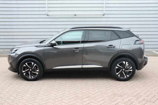 Peugeot 2008 1.2 PureTech Allure Pack O.a: Camera, Navi, Clima, Cruise, Carplay, Etc. All-in prijs!