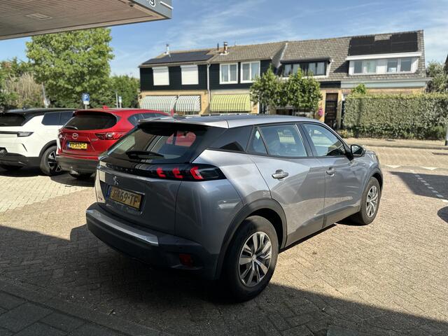 Peugeot 2008 1.2 Turbo 101PK Active Navigatie/Tel/Parkeerhulp.