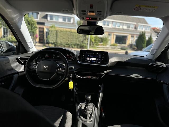Peugeot 2008 1.2 Turbo 101PK Active Navigatie/Tel/Parkeerhulp.