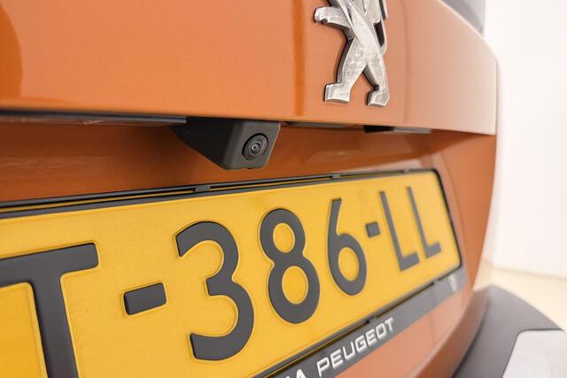 Peugeot 2008 1.2 PureTech Allure Pack | Automaat | Adaptive Cruise Control | Navigatie | Full LED | Achteruitrijcamera | 1e eigenaar | 3D Cockpit | Keyless Entry & Start