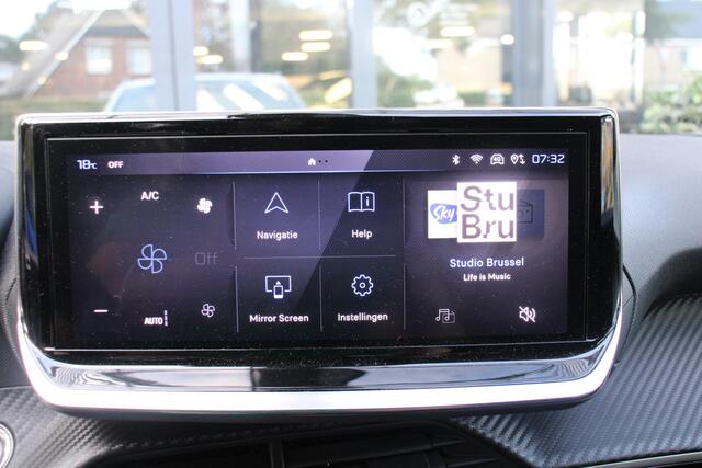 Peugeot 2008 1.2 PureTech 100 Allure