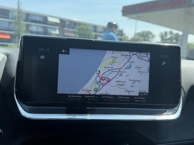 Peugeot 2008 1.2 PureTech Allure ALL-INRIJKLAARPRIJS/Navi/Camera/Donker getint glas/Apple Carplay