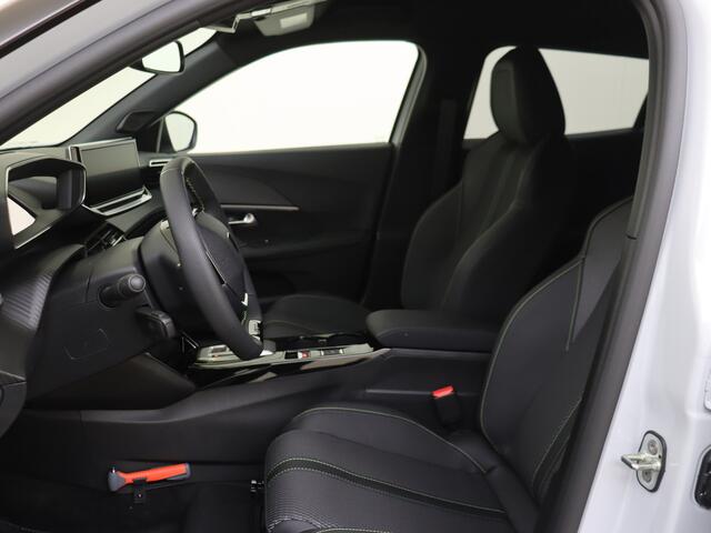 Peugeot 2008 1.2 Hybrid 145 GT | 360 Camera | Wireless Carplay | Navigatie | Climate Control | Keyless entry
