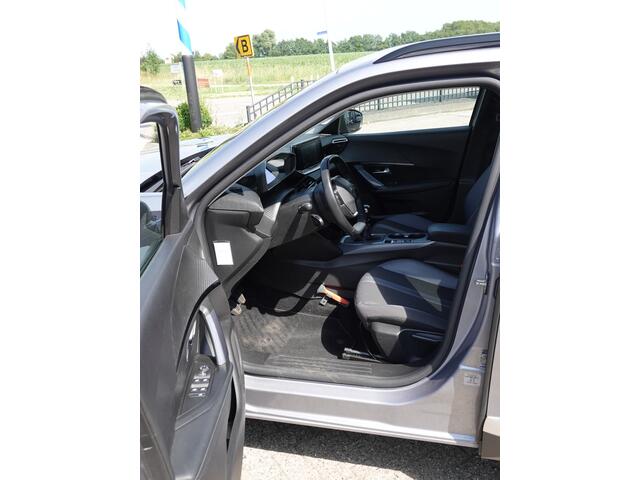Peugeot 2008 1.2 PureTech 100PK Allure CARPLAY | CAMERA | LMV | CRUISE | DB-RIEM VV