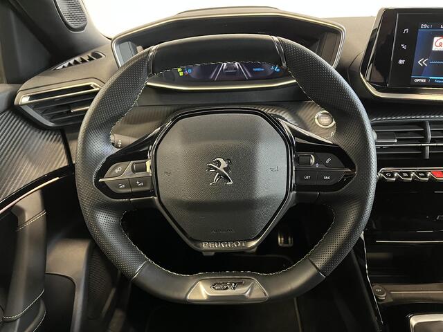 Peugeot 2008 1.2 130pk Turbo GT Climate control Cruise control LED Achteruitrij camera Navigatie Apple Carplay/Android Auto Parkeersensor achter