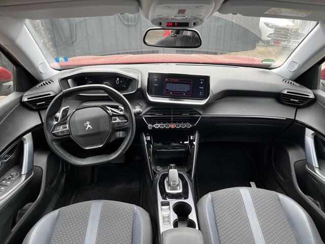 Peugeot 2008 1.2 PureTech Blue Lease Allure Automaat / Camera / Virtual Display / Camera / 17" LMV