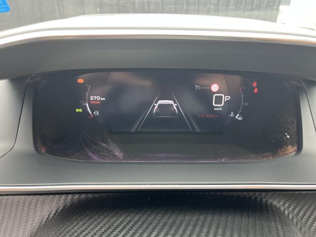 Peugeot 2008 1.2 PureTech Blue Lease Allure Automaat / Camera / Virtual Display / Camera / 17" LMV