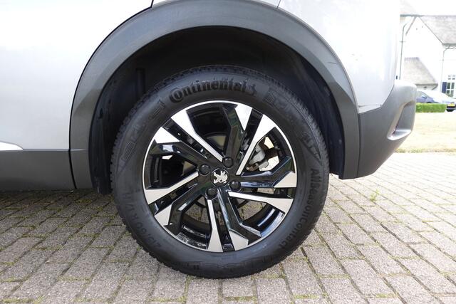 Peugeot 2008 1.2 PureTech Allure | LED | NAVI | CarPlay | Cruise Control |