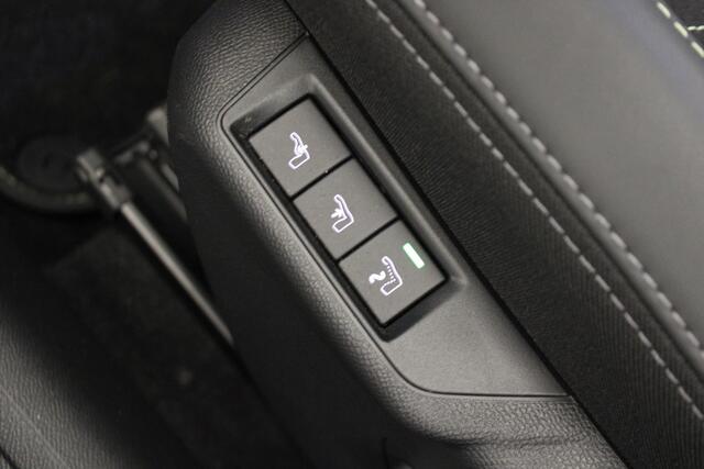 Peugeot 2008 1.2 PureTech GT |Pano|Massage|Stoelverw.|