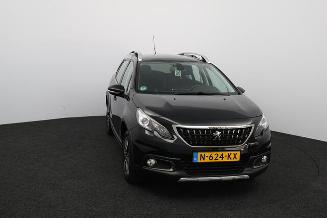 Peugeot 2008 1.2 PureTech Allure /D-Riem Verv. 64.000KM! /Pano-Dak! /Trekhaak /Stoelverw. /Apple + Android /Climat /Cruise /Elek. pakket /Bluetooth /Regensensor /16"LMV /PDC /LED Dagrijverl. /Isofix.