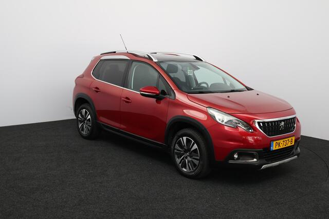 Peugeot 2008 1.2 PureTech Allure /Pano-Dak! /Trekhaak! /Apple + Android /DAB+! /Navi /Climat /Cruise /Elek. pakket /Bluetooth /Regensensor /16"LMV /Extra getint glas /PDC /LED Dagrijverl. /Dakrails /Isofix.